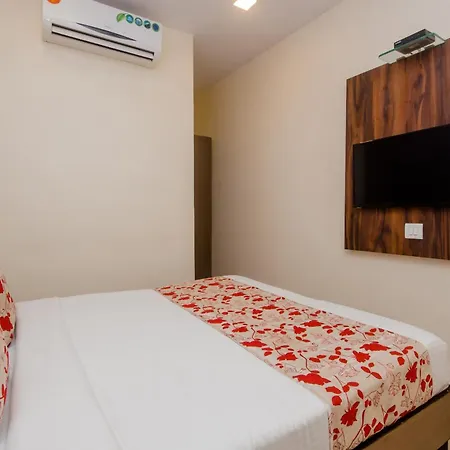 Hotel O Golden Nest Near Chhatrapati Shivaji International Airport-2