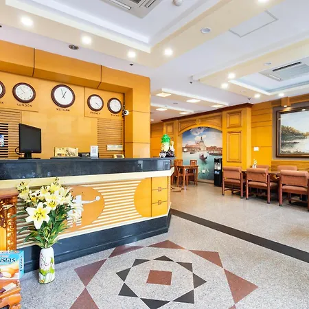 Lucasta Saigon Hotel-3