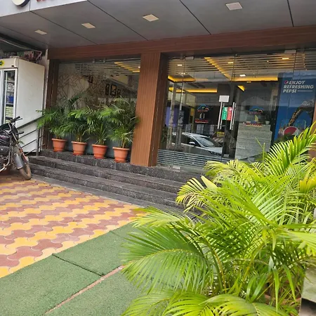 Hotel Sky Park-3