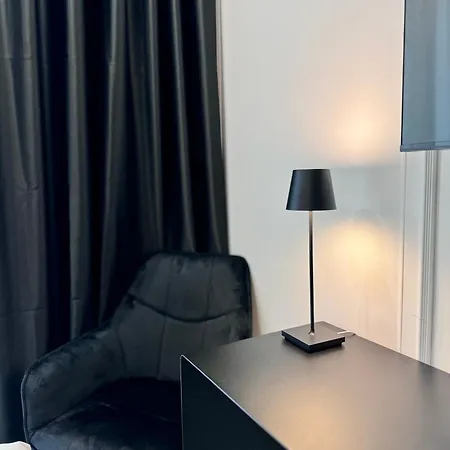 Gallerie Boutique Rooms-3