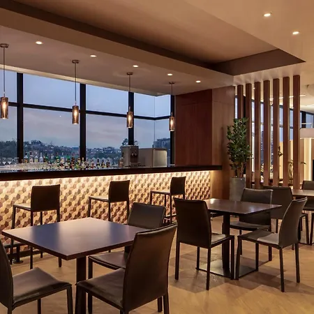 Fairfield By Marriott Bogota Embajada-2
