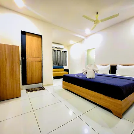 Hotel Near Me, Rajkot-3