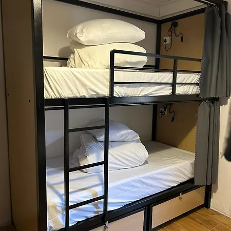 Lagan Backpackers-2