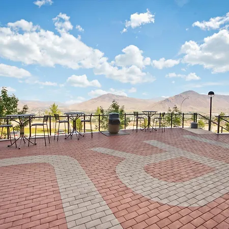 Residence & Conference Centre - Kamloops-2