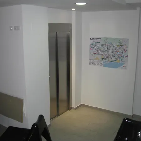 Hostelscat-2
