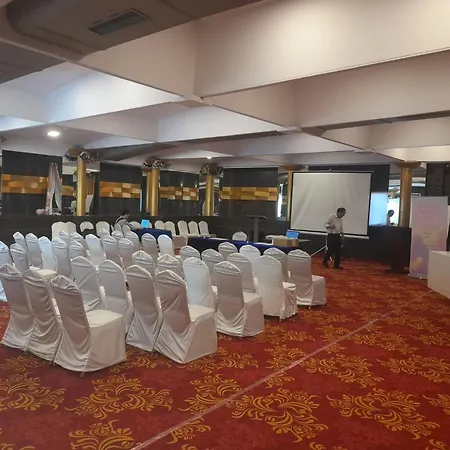 Hotel Mumbai House Juhu Santacruz West-2