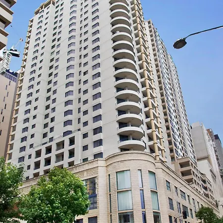 Oaks Sydney Castlereagh Suites-2