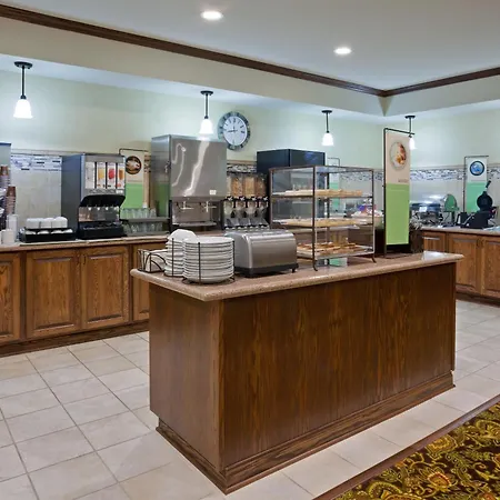 Country Inn & Suites By Radisson, Minot, Nd-3