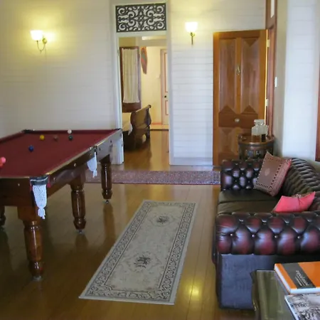 Classique Bed & Breakfast-3