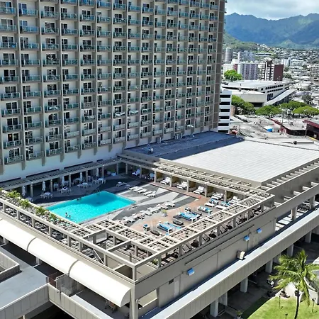 Ala Moana Hotel _ Ocean View With Balcony-2