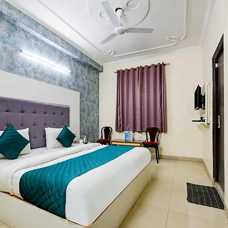 Hotel Mayank Plaza-Near Igi Airport Terminal-3-2