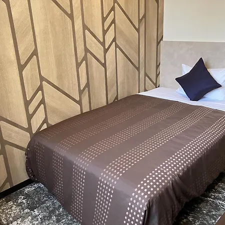Hotel Livemax Budget Shinosaka-2