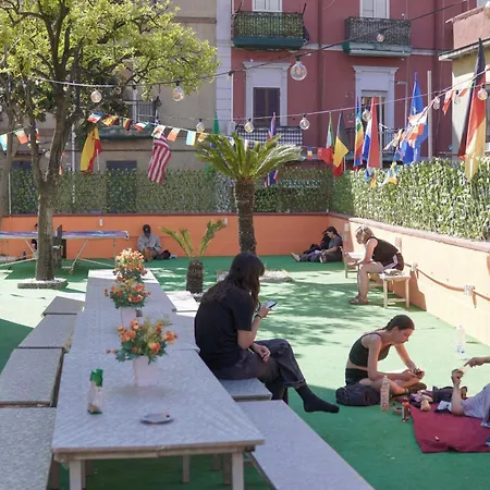 Naples Experience Hostel - Age Limit 18-28-3
