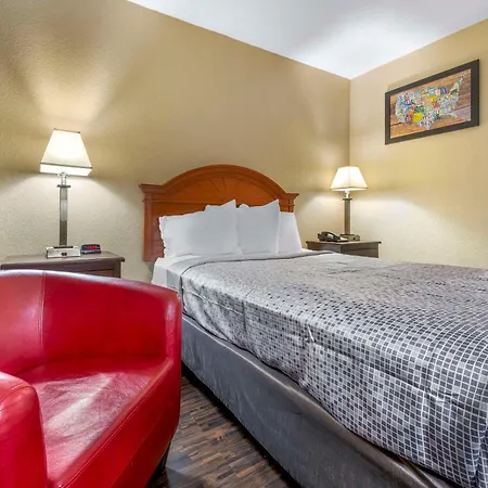 Econo Lodge La Crosse North-2