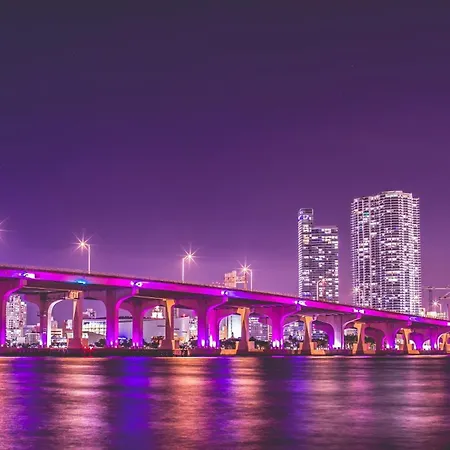 Ludge By Miami Airport-3