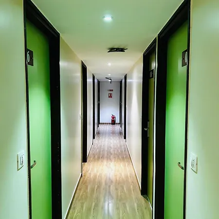 Hotel Regal International - Near Mumbai International Airport Andheri East-3
