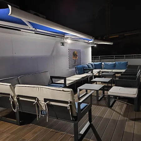 Lisbon Terrace Suites Special For Groups Up To 19 Guests-2