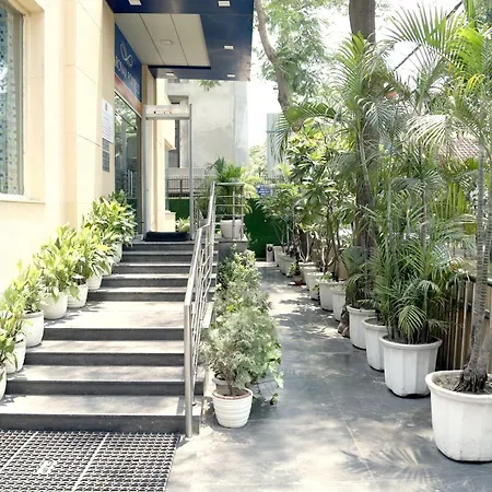 Sarovar Portico Naraina, Hotel-2