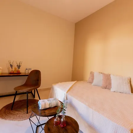Casa Victoria Malecon - Adults Only-3