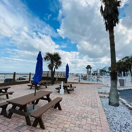 Oceanfront Oasis-2