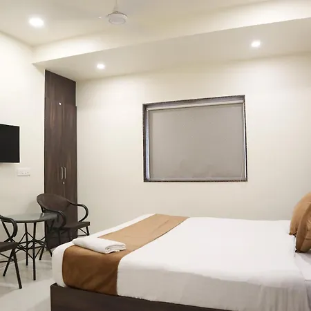 Hotel Bridge View Nagpur-3