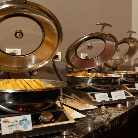 Hilton Garden Inn Bogota Airport-2
