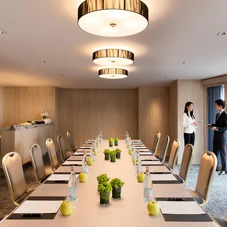Courtyard By Marriott Shin-Osaka Station-3