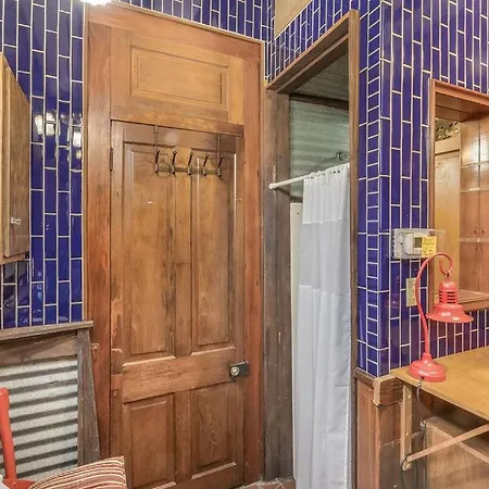 Royal Barracks Guest House-2
