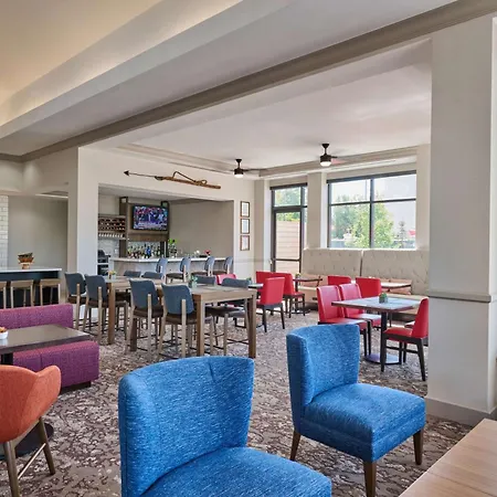 Hilton Garden Inn Anchorage-2