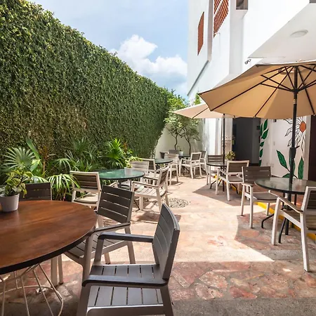 The Paramar Beachfront Boutique Hotel With Breakfast Included - Downtown Malecon-3