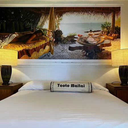 Wild Ginger Hotel-3