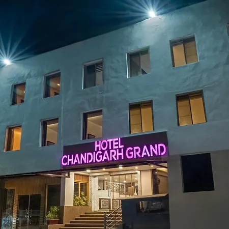 Treebo Chandigarh Grand-2