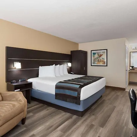 Baymont By Wyndham Punta Gorda/Port Charlotte-3