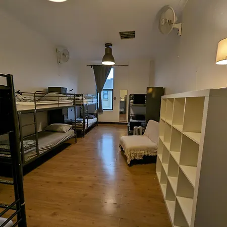 Ebs Sydney Hostel-2