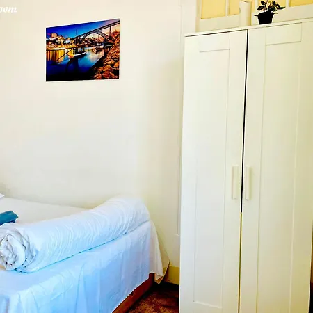 Alfama Guest House-3