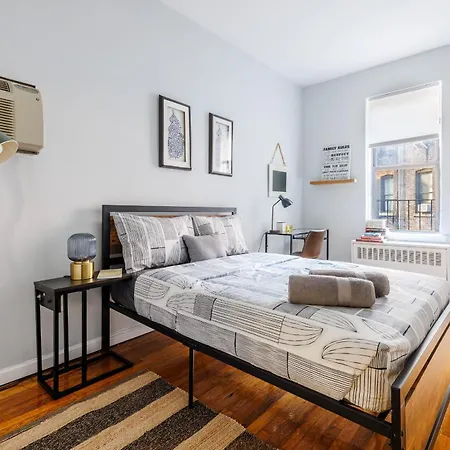 Feel New York City Like Movie Star In Ues-3