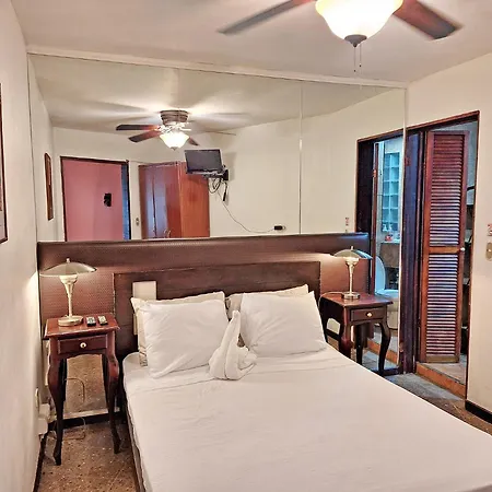 Colours Oasis Resort Adult Only-3
