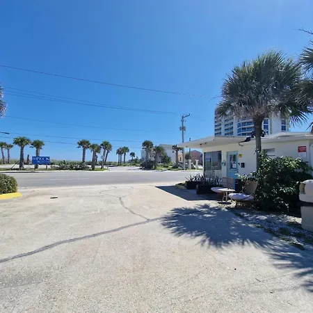 Coral Motel - Across From Public Beach Access-2