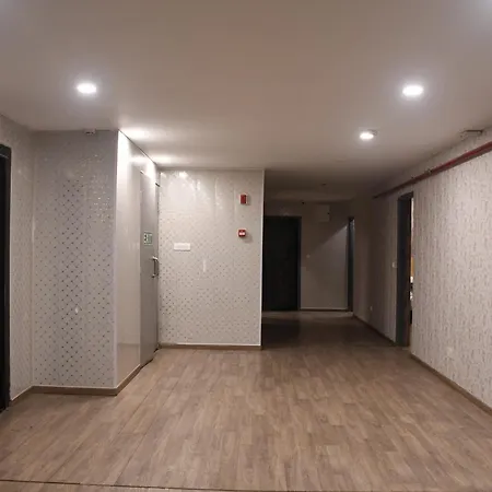 Swagstay Hotel Ownhouse 181 Nagpur-3