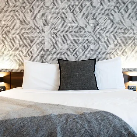 Kith Hotel Darling Harbour-3