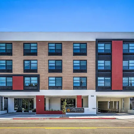 La Quinta Inn & Suites By Wyndham San Jose Airport-Downtown-3