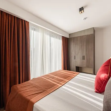 Mira Inn Lara-2