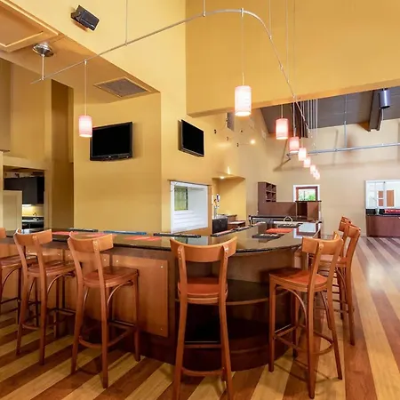 88 Palms Hotel & Event Center-2
