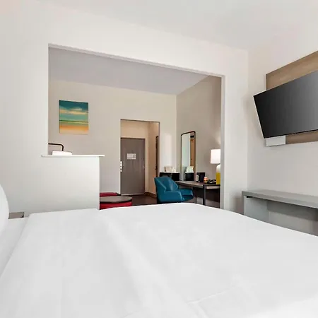 Comfort Suites Laredo - Nuevo Laredo-3
