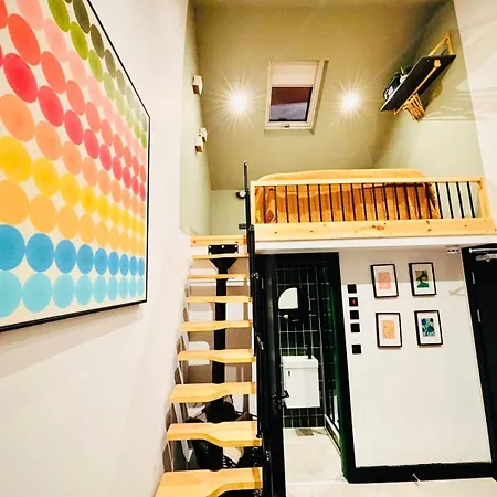 London Luxury Mezzanine Studio Flats Next Hackney Central-2
