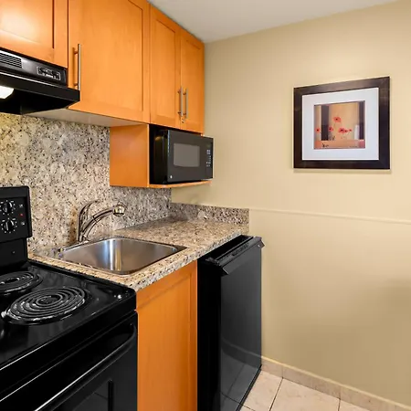 Best Western Plus Inner Harbour Hotel-2
