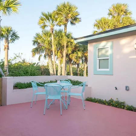 Haley'S Court Boutique Motel-3
