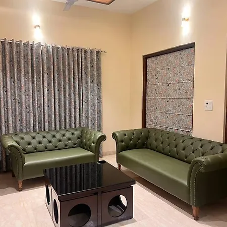 5Bhk Home Away From Home At Ranjit Avenue Amritsar-3