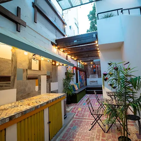 Tapia Haus 103 - San Juan, Beach Vibes Walking Distance-3