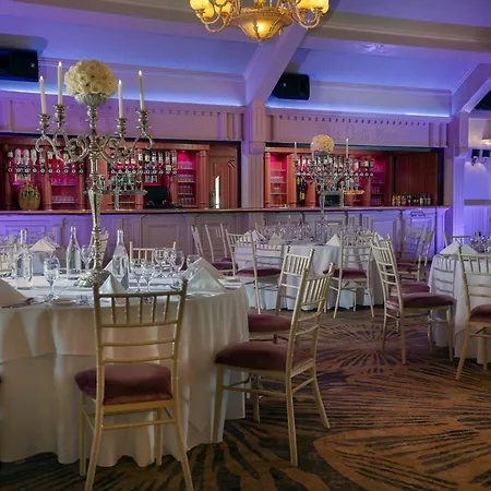 Treacys Oakwood Hotel, Shannon-2